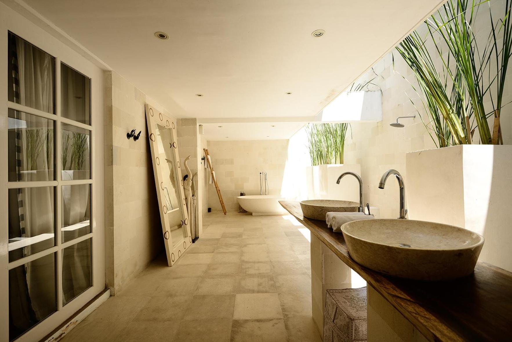 Oazia Spa Villa Bali Canggu Eksteriør bilde